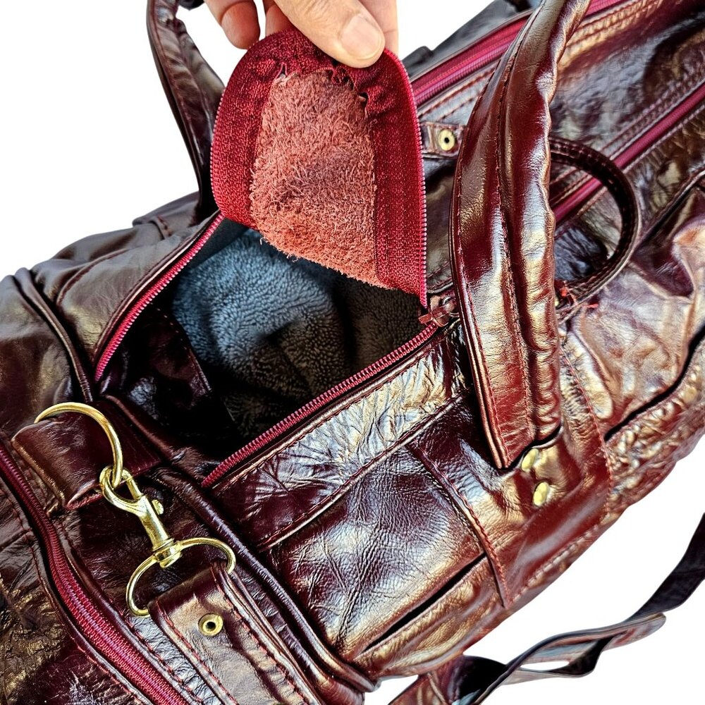 USC Trojans Vintage Patchwork Maroon Leather Duffel 22" Carroll Leather 70s-80s - Picture 11 of 12